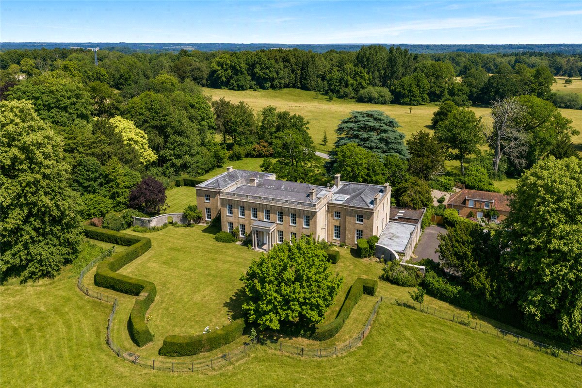 10 bedroom House, Wolverton, Nr Kingsclere, RG26 - Available
