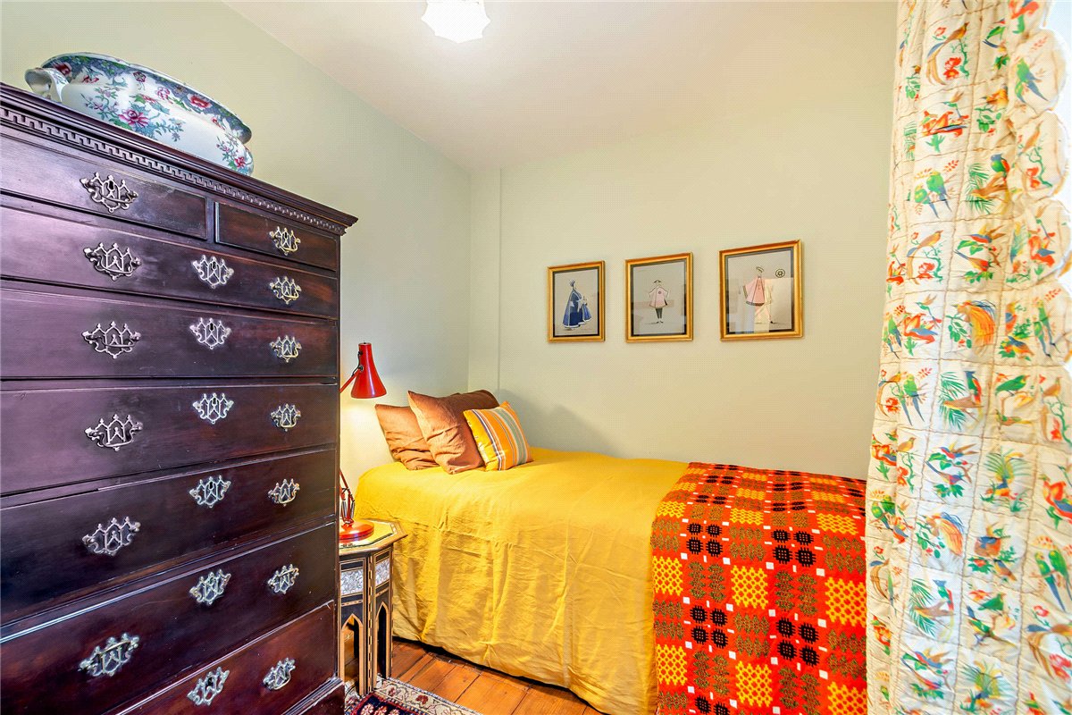 2 bedroom House, Wellington Square, Harrogate, HG2 - Available, Image 3
