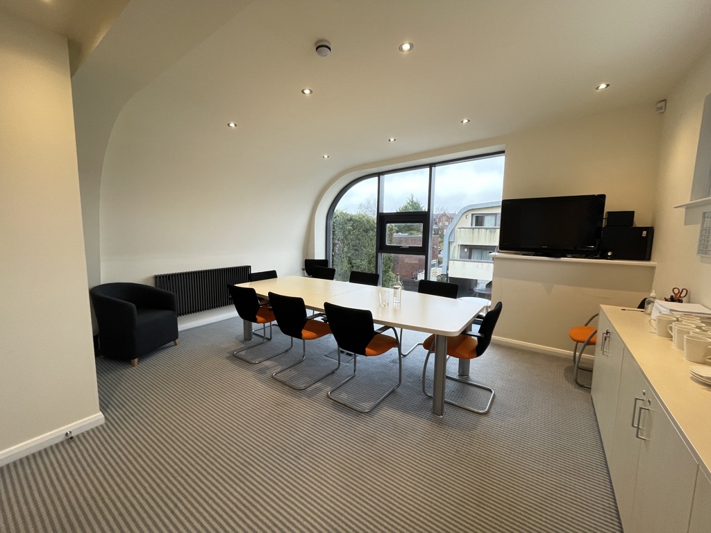 2310 Sq Ft, 10 Lime Tree Mews, Oxford, OX3 - Available, Image 2