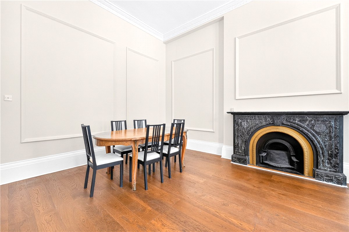 2 bedroom Flat, Queens Gate, South Kensington, SW7 - Available, Image 12