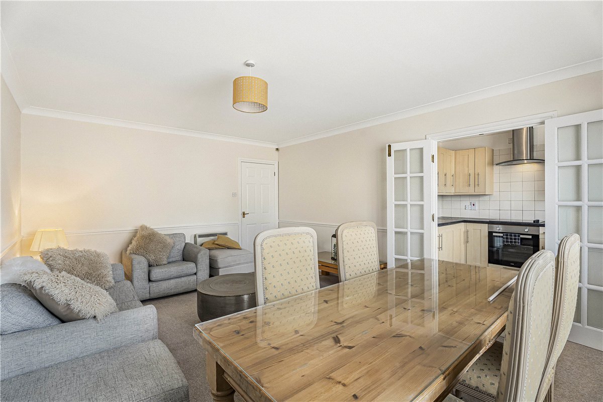 2 bedroom Flat, Paradise Street, Oxford, OX1 - Let Agreed, Image 2