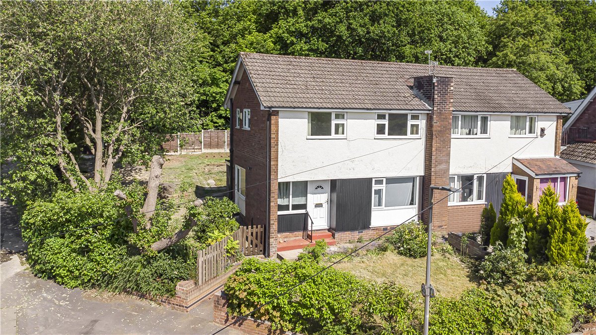 3 bedroom House, Fortyacre Drive, Bredbury, SK6 - Sold