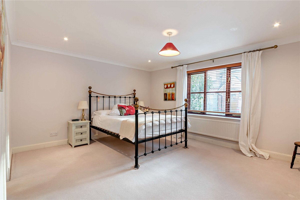 4 bedroom House, Hambridge Lane, Newbury, RG14 - Sold STC, Image 13