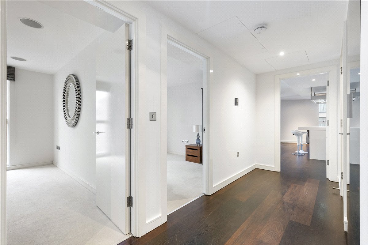 3 bedroom Flat, Gatliff Road, Pimlico, SW1W - Available, Image 9