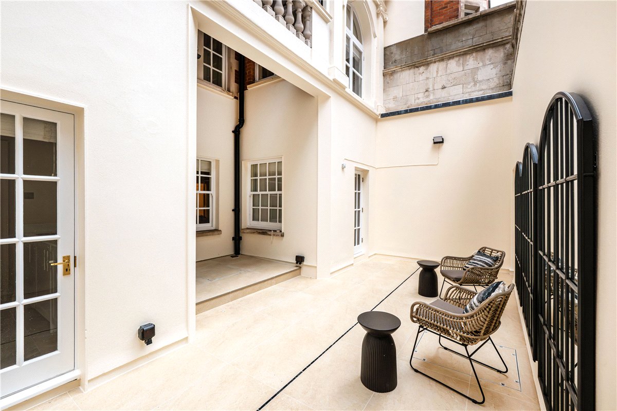 3 bedroom House, Woods Mews, Mayfair, W1K - Available, Image 34