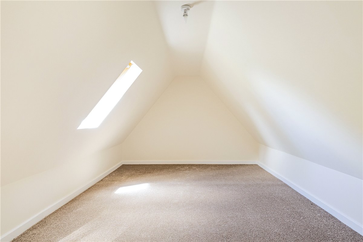 5 bedroom House, Salmon Lane, Kirkby-in-Ashfield, NG17 - Available, Image 12
