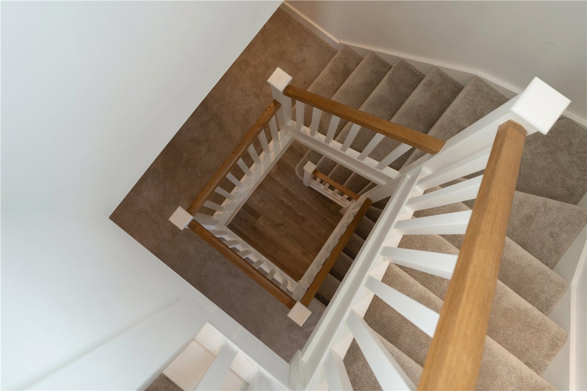4 bedroom Cottage, Camela Lane, Camblesforth, YO8 - Available, Image 12