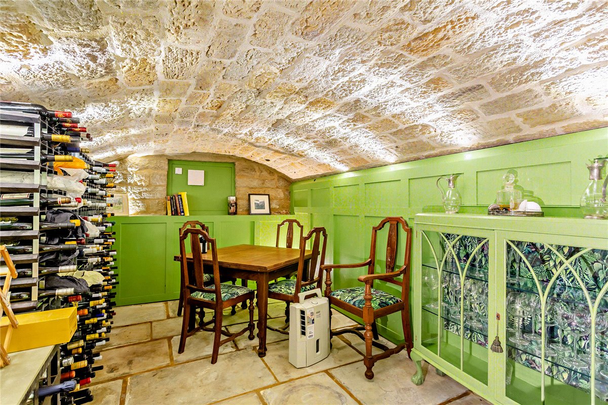 5 bedroom House, Carlton Lane, Guiseley, LS20 - Available, Image 7
