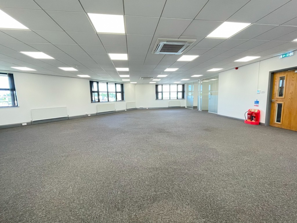 3177 Sq Ft, Unit 5 Isis Business Centre, Oxford, OX4 - Available, Image 2