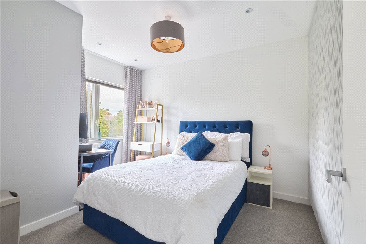 3 bedroom House, Glebe Farm Drive, Trumpington, CB2 - Sold, Image 6