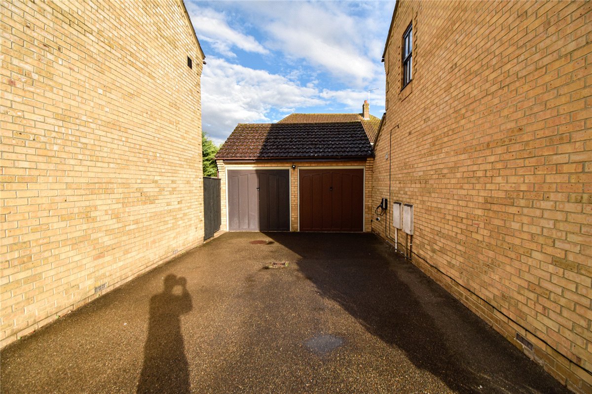 4 bedroom House, Brook Close, Histon, CB24 - , Image 15