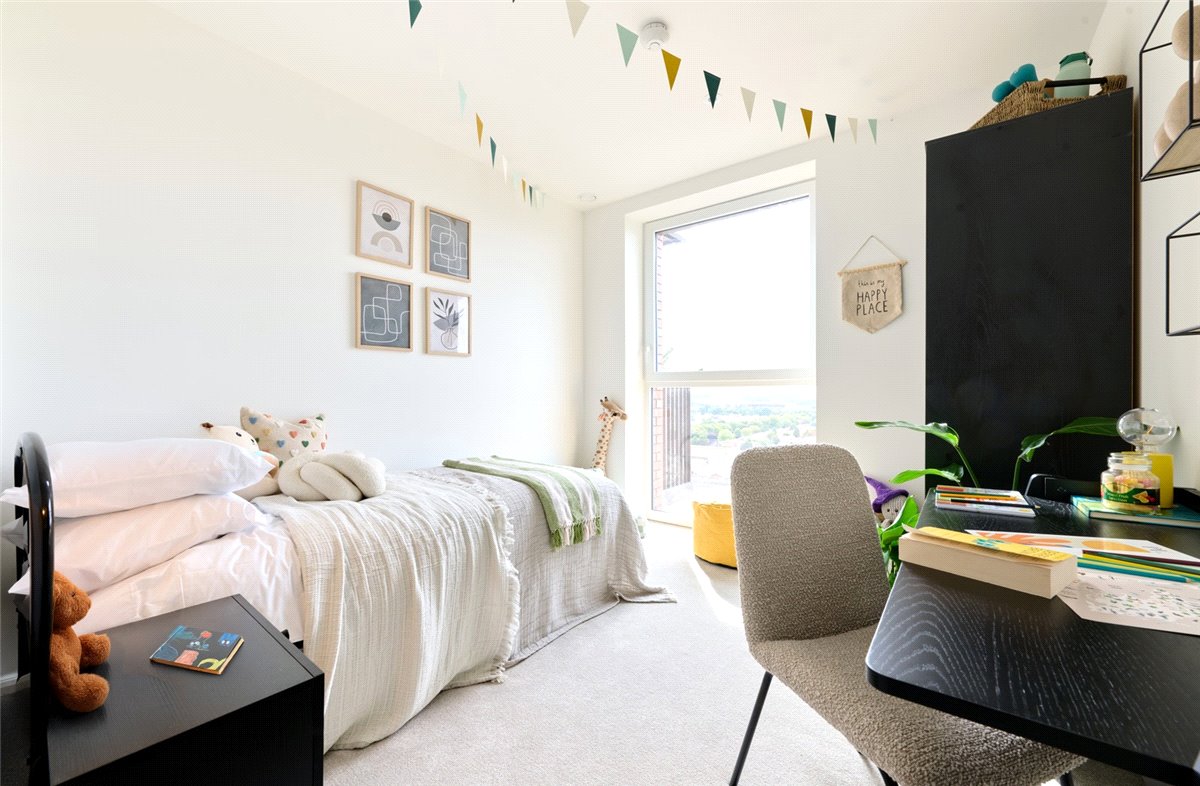 2 bedroom Flat, Grand Union, Beresford Avenue, HA0 - Available, Image 8