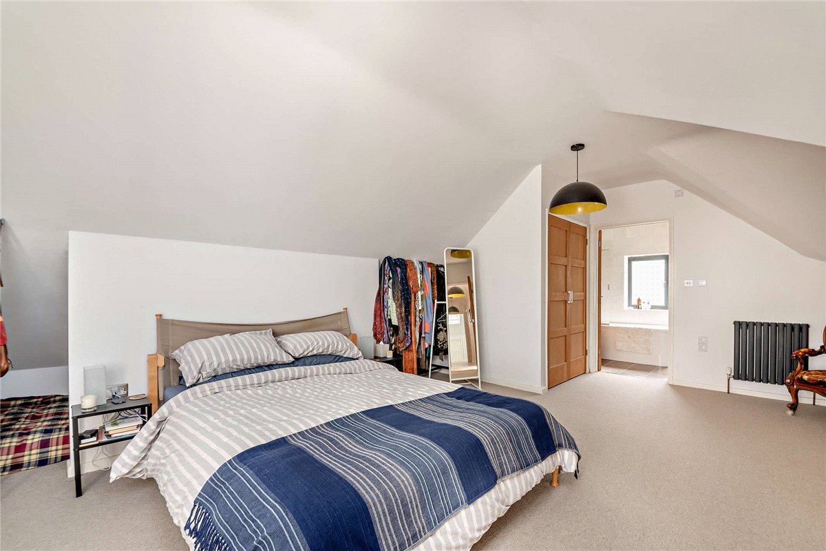 5 bedroom House, Gore End, Newbury, RG20 - Available, Image 20