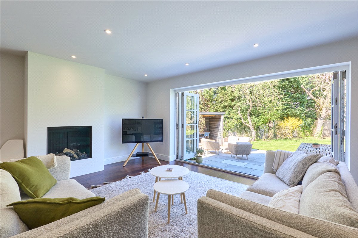 4 bedroom House, Cambridge Road, Oakington, CB24 - Available, Image 7