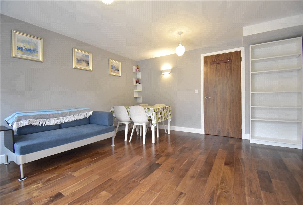 3 bedroom House, Fishers Lane, Cambridge, CB1 - , Image 2