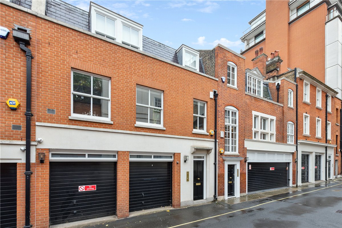 2 bedroom Maisonette, Woods Mews, Mayfair, W1K - Available, Image 14