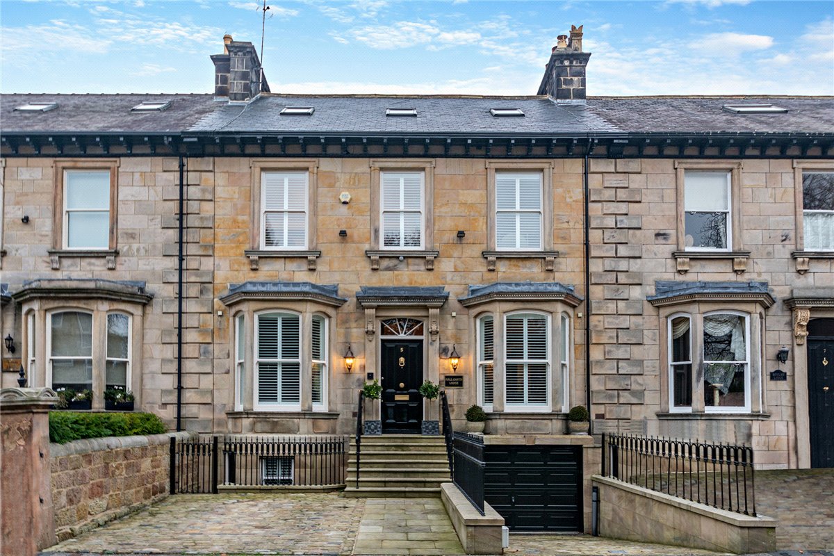 5 bedroom House, Queen Parade, Harrogate, HG1 - Sold