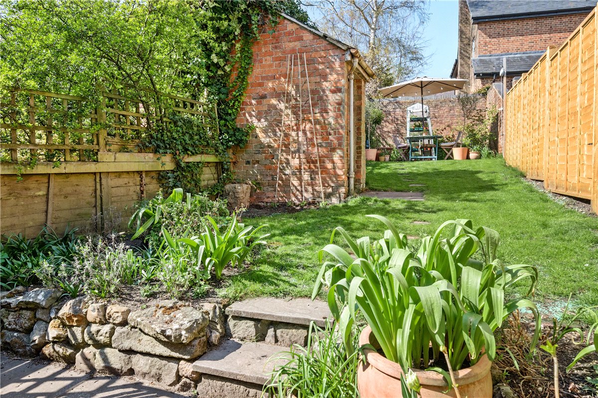 2 bedroom Cottage, St. Martins, Marlborough, SN8 - Available, Image 4