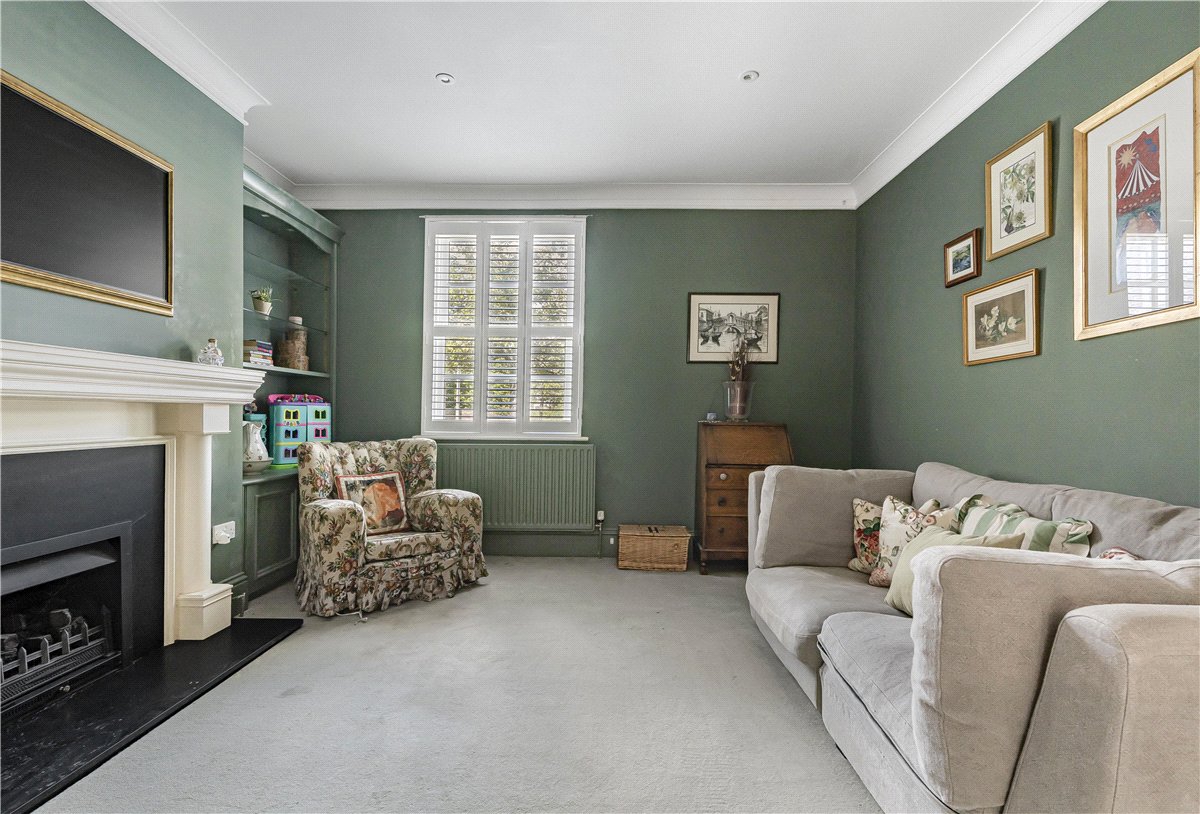 4 bedroom House, Phoenix Square, Pewsey, SN9 - Available, Image 4