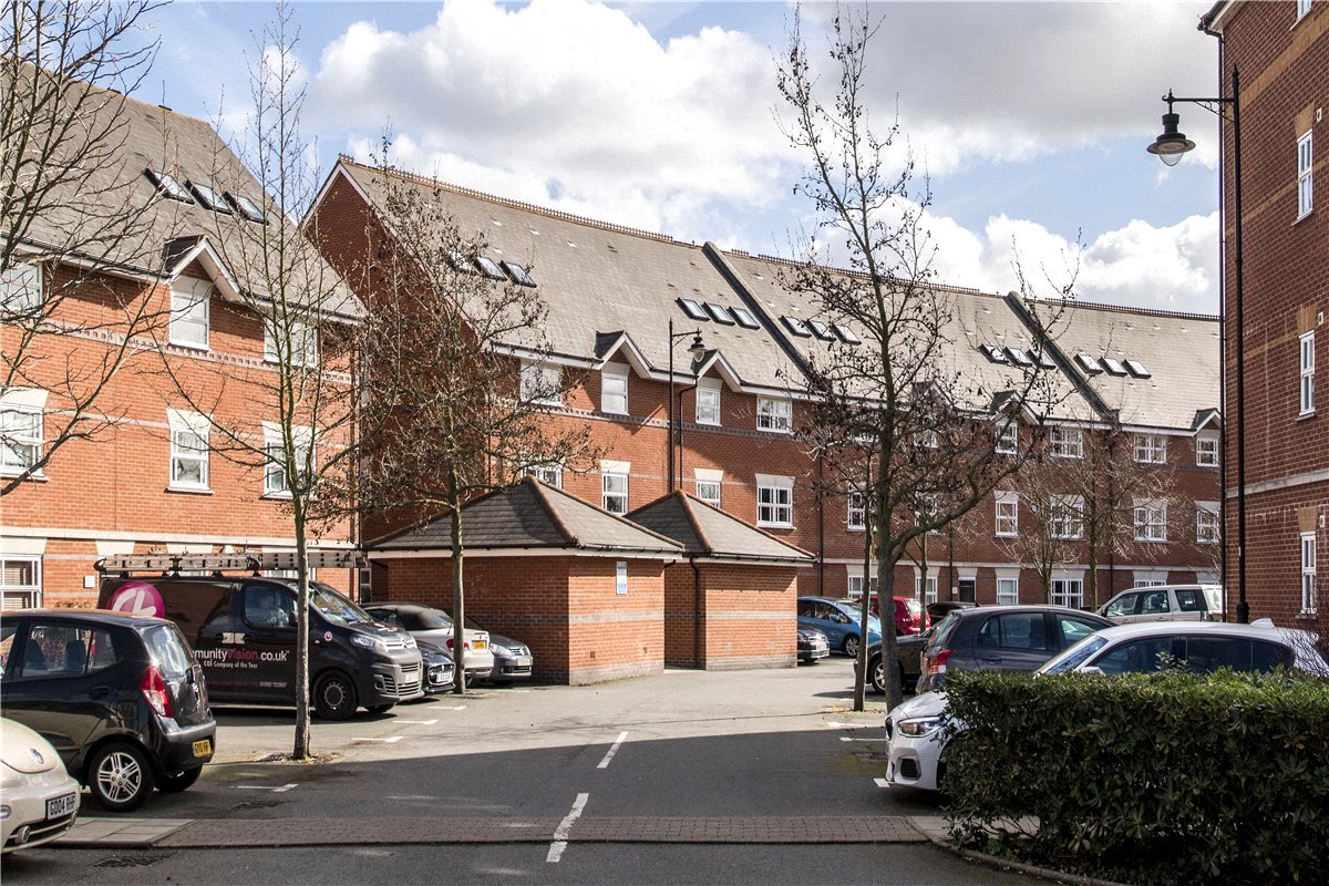 2 bedroom Flat, Heritage Park, Tooting Common/Tooting Bec, SW17 - Sold STC, Image 8