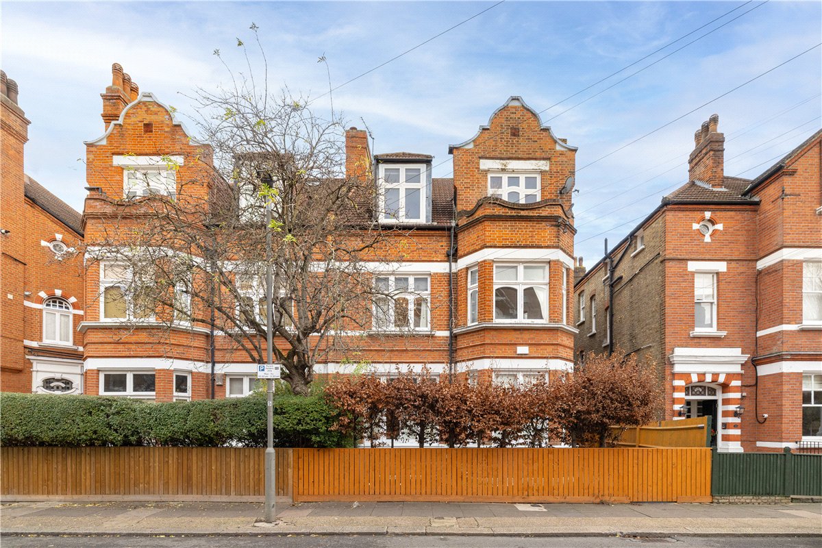 2 bedroom Flat, Wexford Road, Balham, SW12 - Available, Image 1