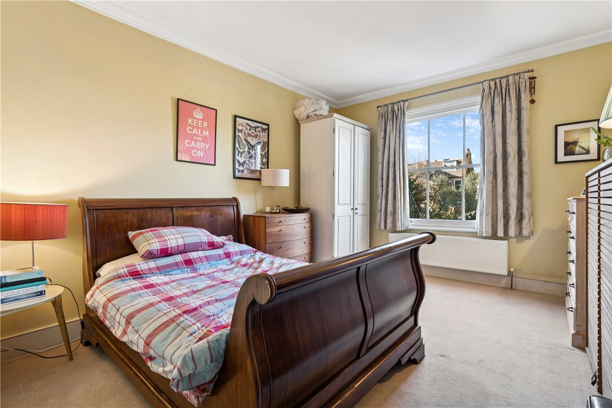 6 bedroom House, Queensmill Road, London, SW6 - Available, Image 8