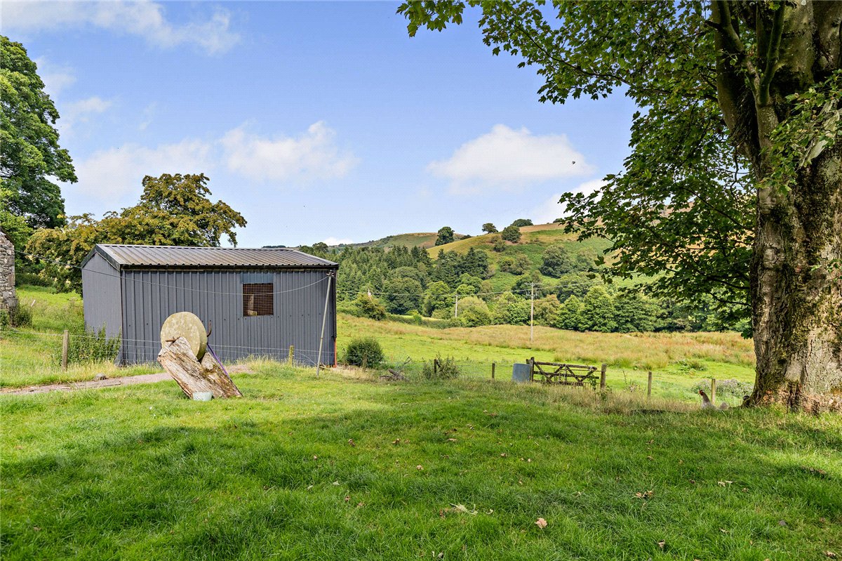 Single Family Home/House's Image 9