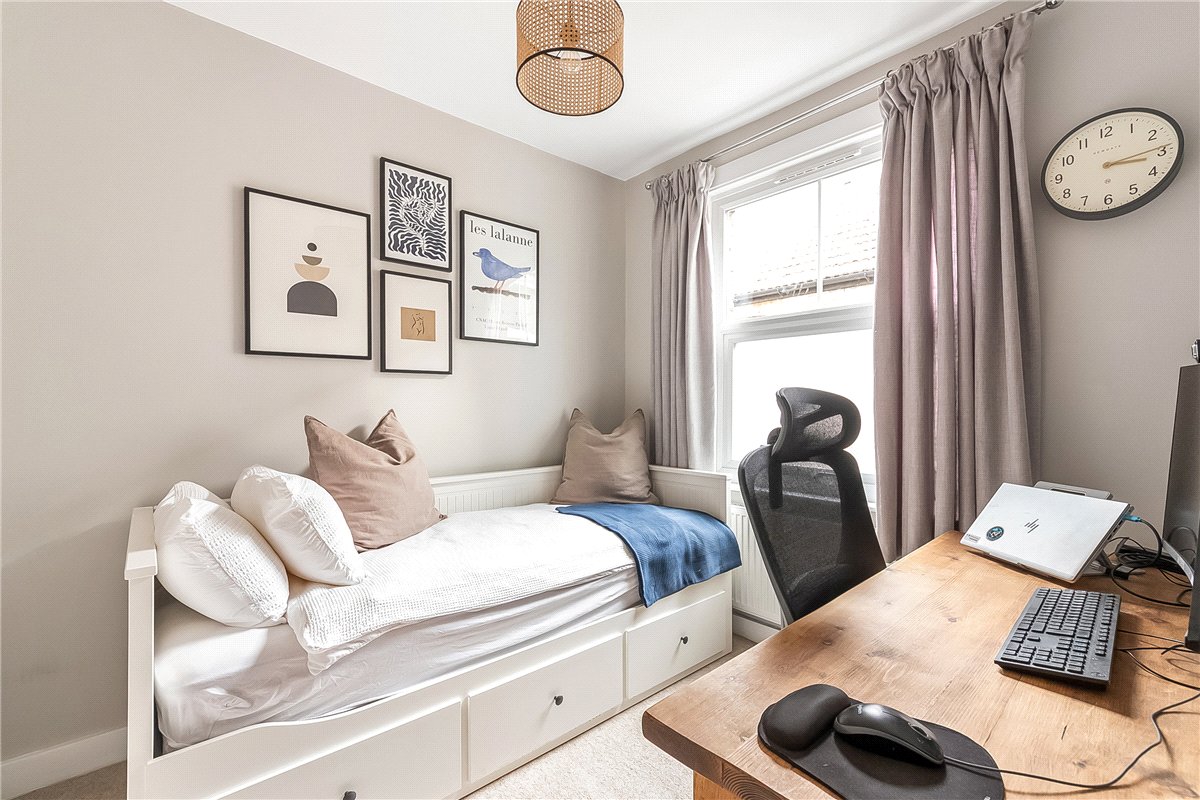3 bedroom Maisonette, Tranmere Road, London, SW18 - Available, Image 9