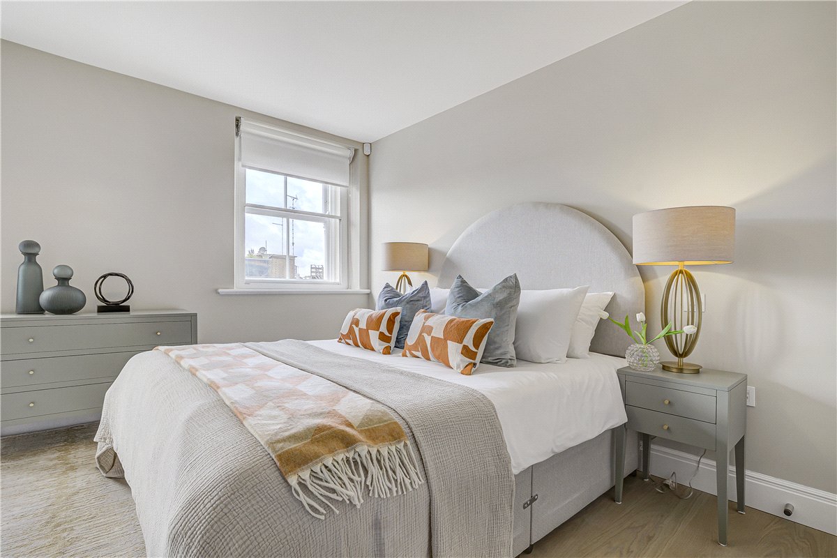 2 bedroom Flat, Wimpole Street, Marylebone, W1G - Available, Image 14