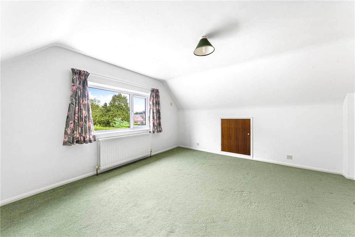 4 bedroom Bungalow, Town Street, Hayton, YO42 - Available, Image 9