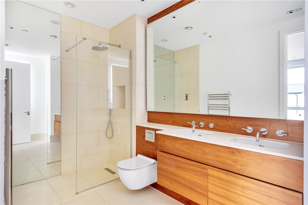 3 bedroom Flat, Granville Road, Bath, BA1 - , Image 1