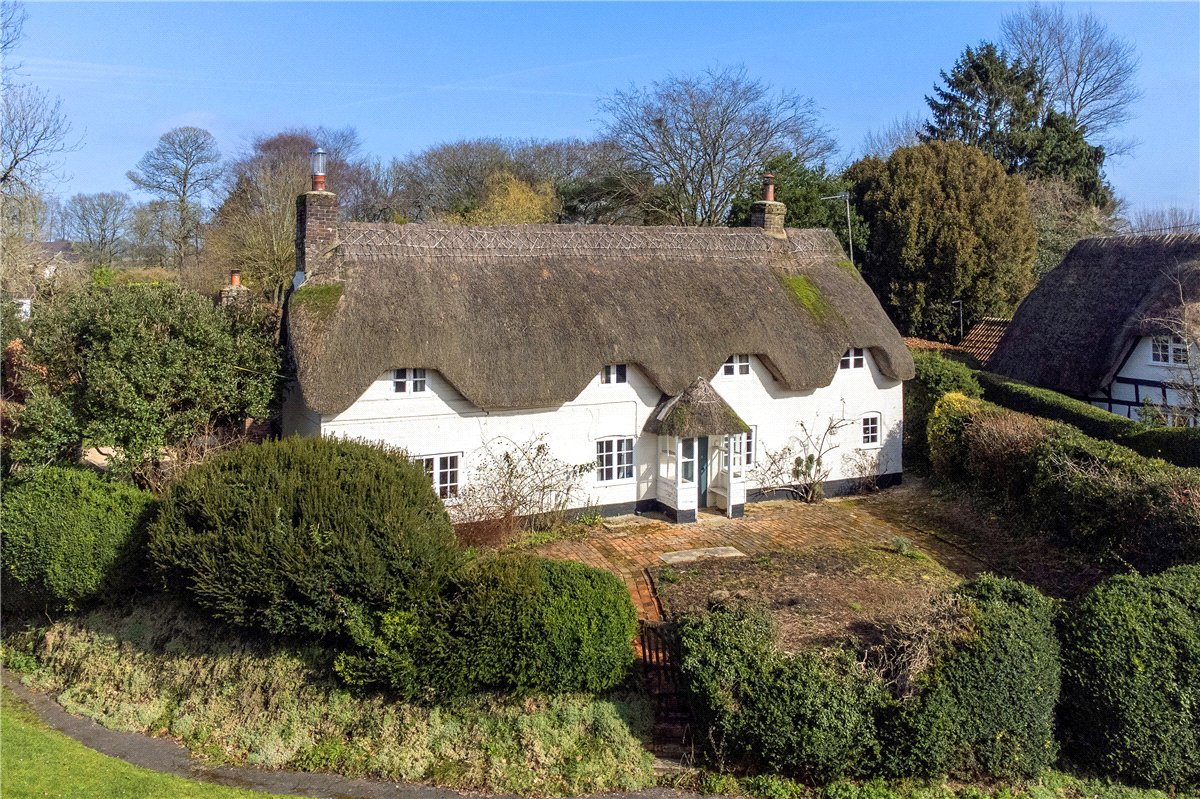 4 bedroom House, Easton Royal, Pewsey, SN9 - Available, Image 27