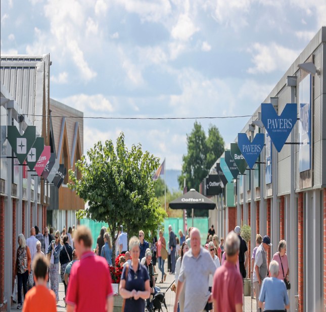 143.35 Sq M, The Valley, Evesham, WR11 - Available, Image 2