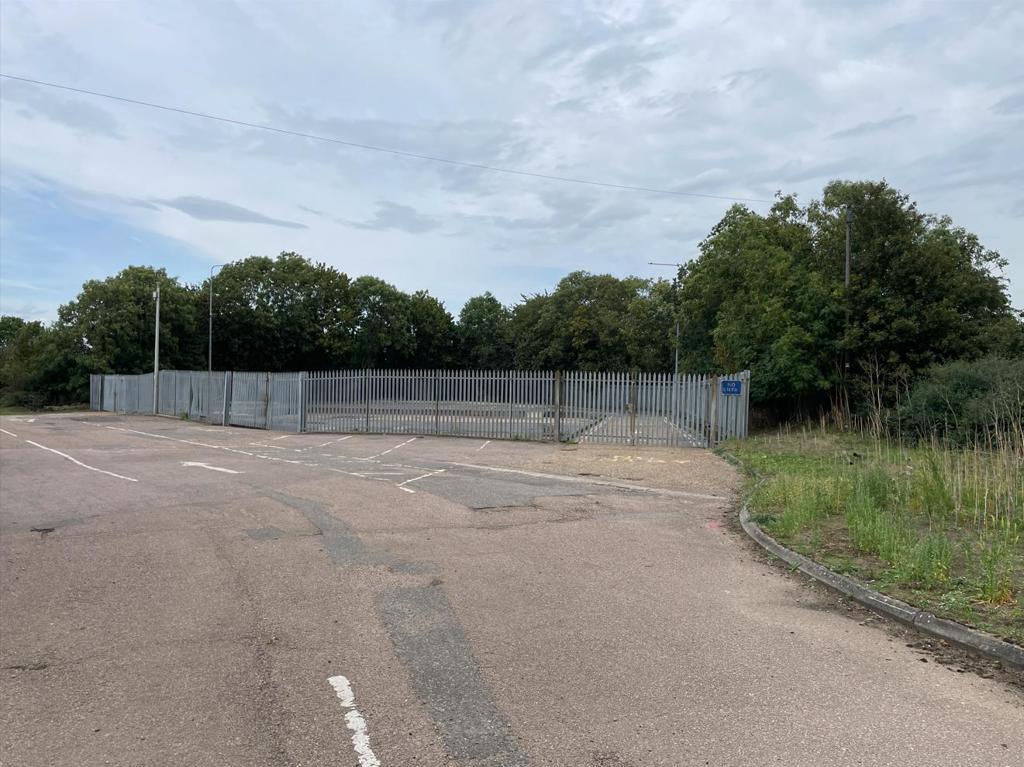 0.42 acres, Hatfield Road, Hatfield, AL9 - Available, Image 3