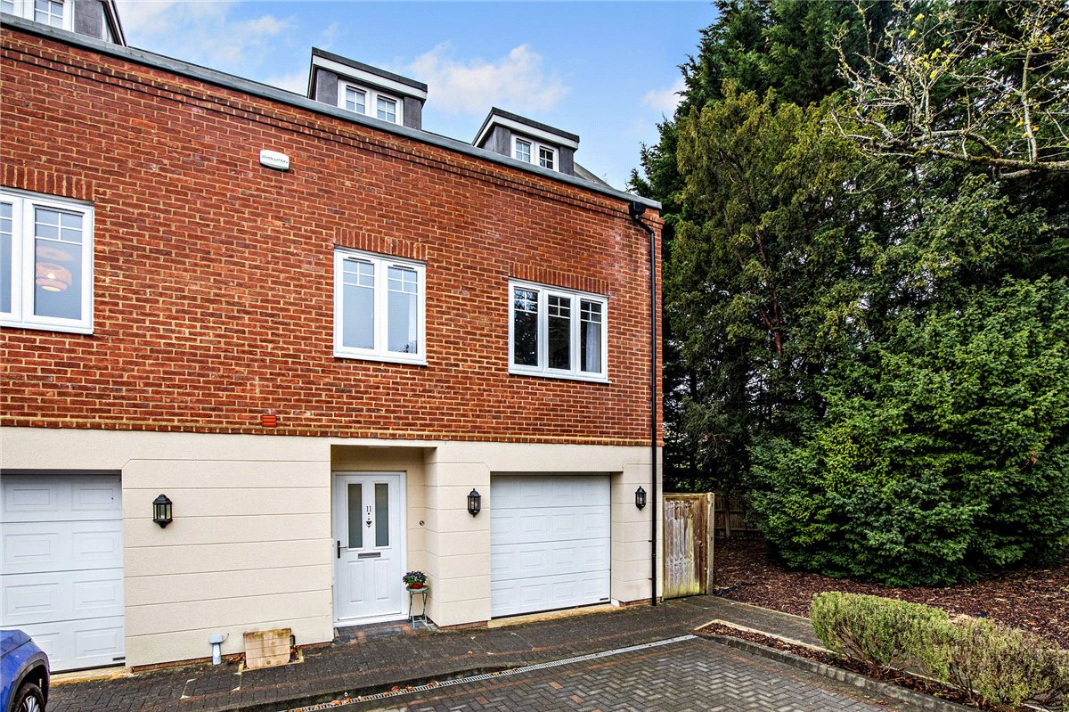 5 bedroom House, The Dolmans, Shaw, RG14 - Sold, Image 25