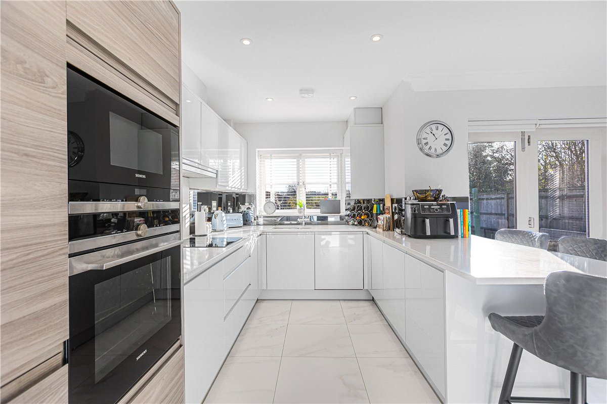 3 bedroom House, Couling Close, Yarnton, OX5 - Available, Image 8