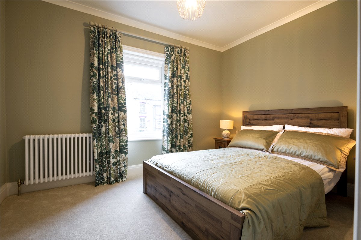 6 bedroom House, Harlow Moor Drive, Harrogate, HG2 - Let Agreed, Image 25