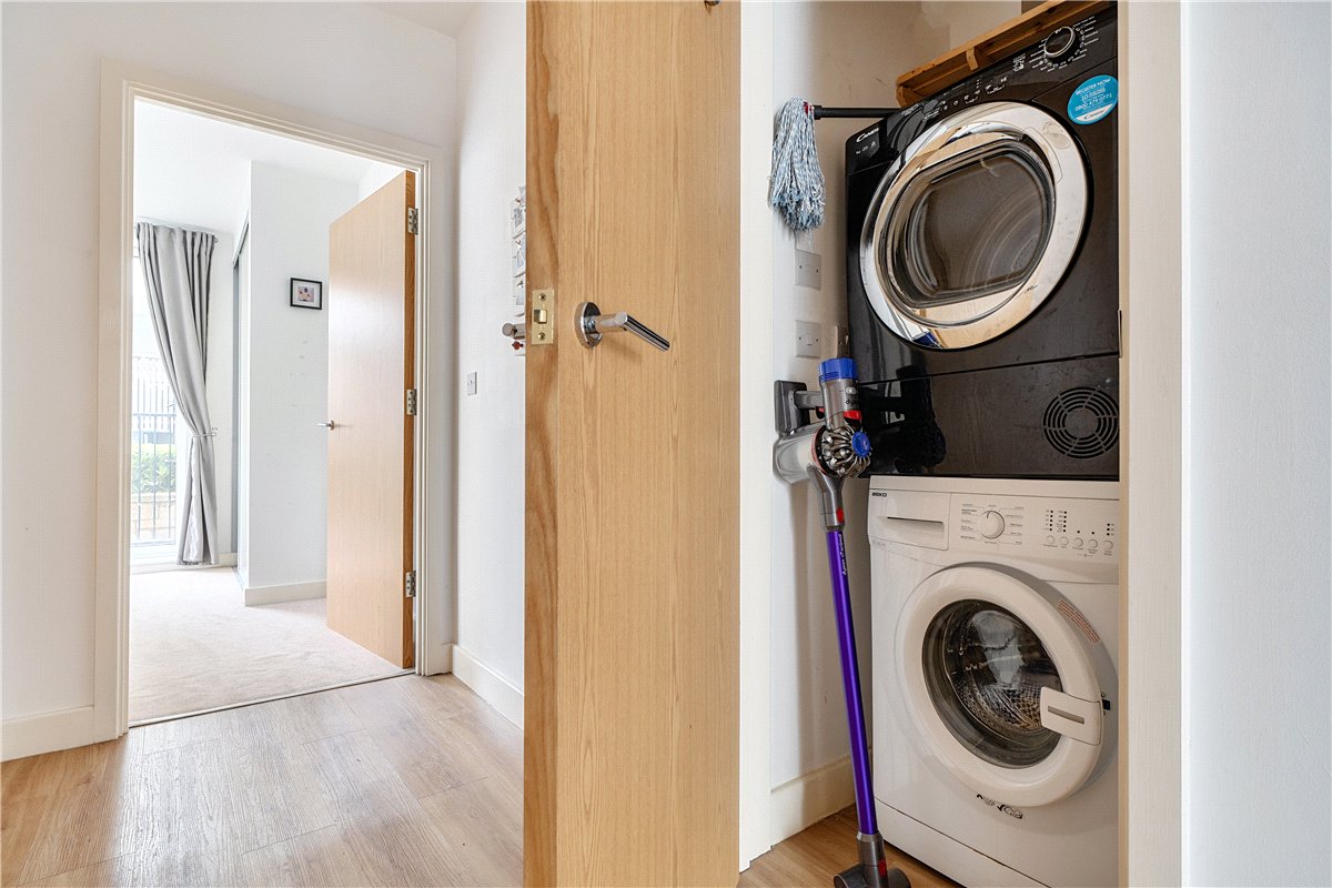 1 bedroom Flat, Stothert Avenue, Bath, BA2 - Available, Image 17