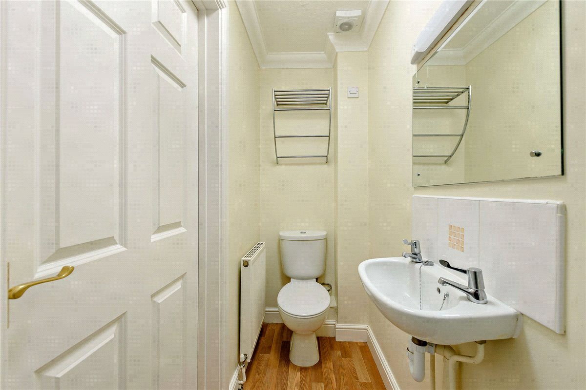 3 bedroom House, Hedge Row, Gore End Road, RG20 - Available, Image 9