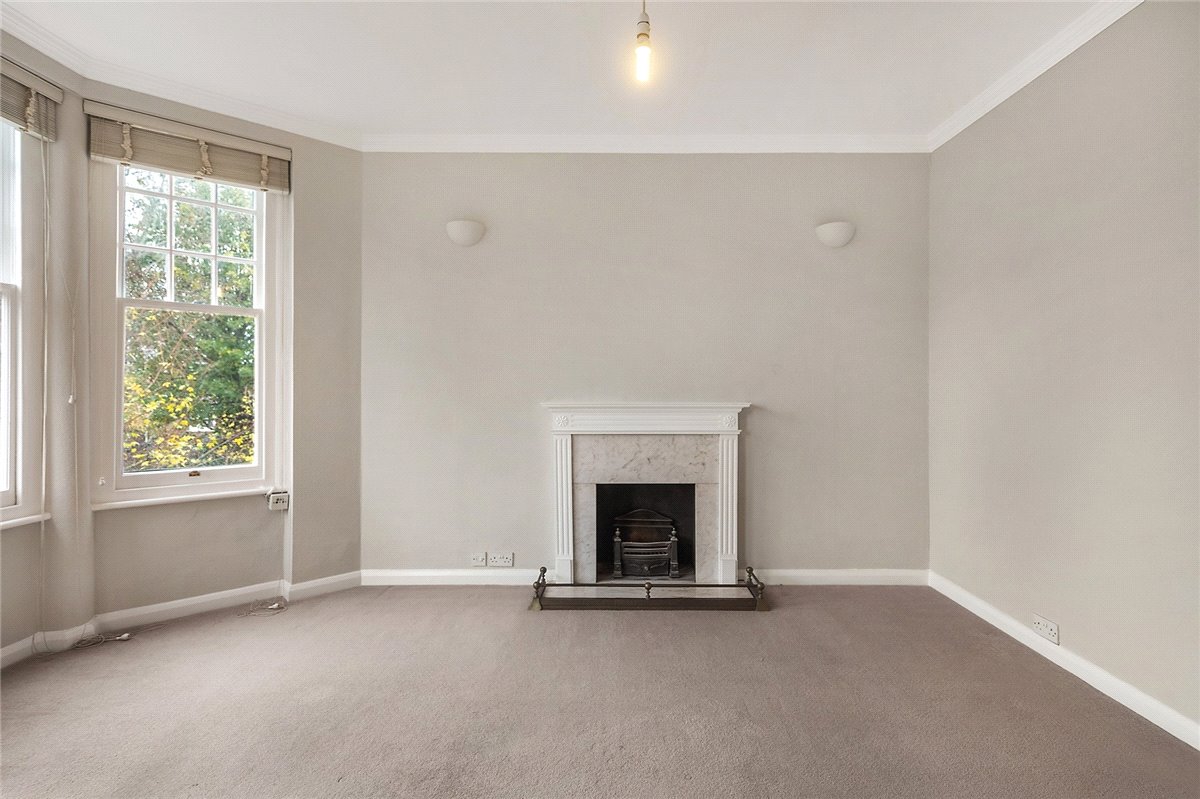 1 bedroom Flat, Elm Bank Mansions, The Terrace, SW13 - Let Agreed, Image 2