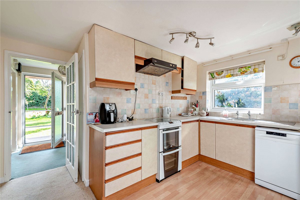 3 bedroom House, Pennys Hatch, Kingsclere, RG20 - Sold STC, Image 4