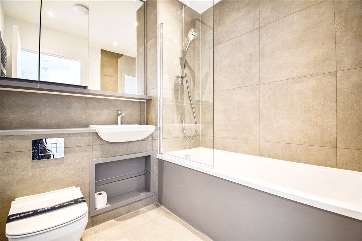 4 bedroom House, Gregory Park North, Cambridge, CB5 - , Image 8