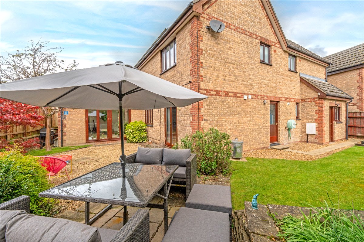 4 bedroom House, Willow Grove, Lode, CB25 - Available, Image 2