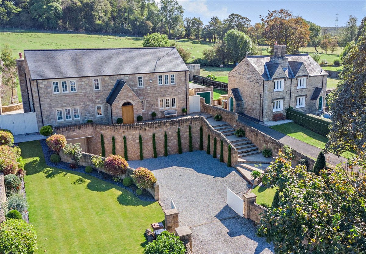 5 bedroom House, Main Street, Ledston, WF10 - Available, Image 10