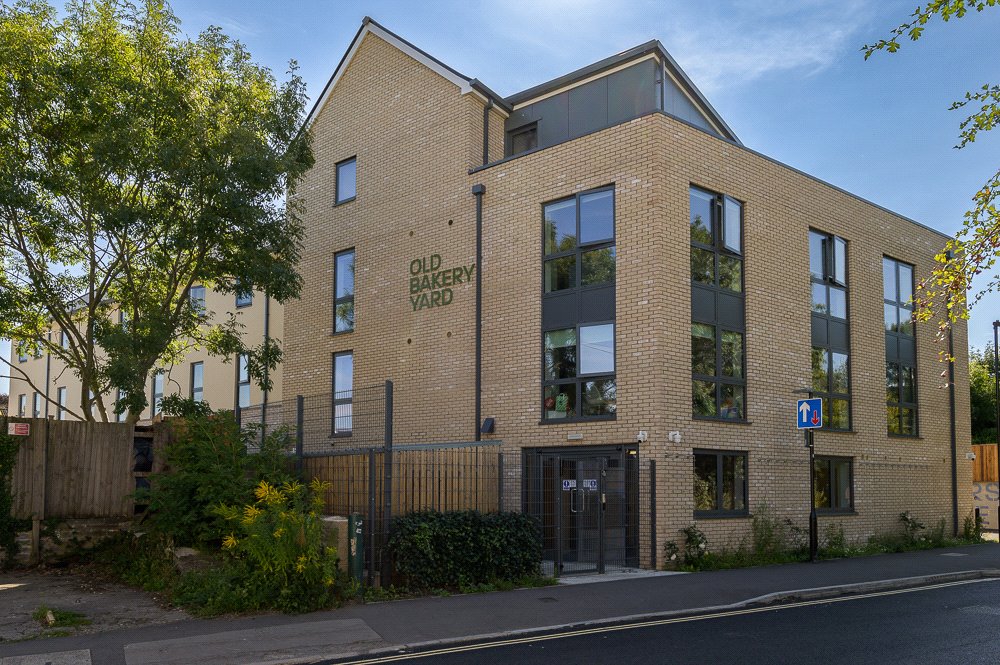 1 bedroom Flat, Old Bakery Yard, Jews Lane, BA2 - 