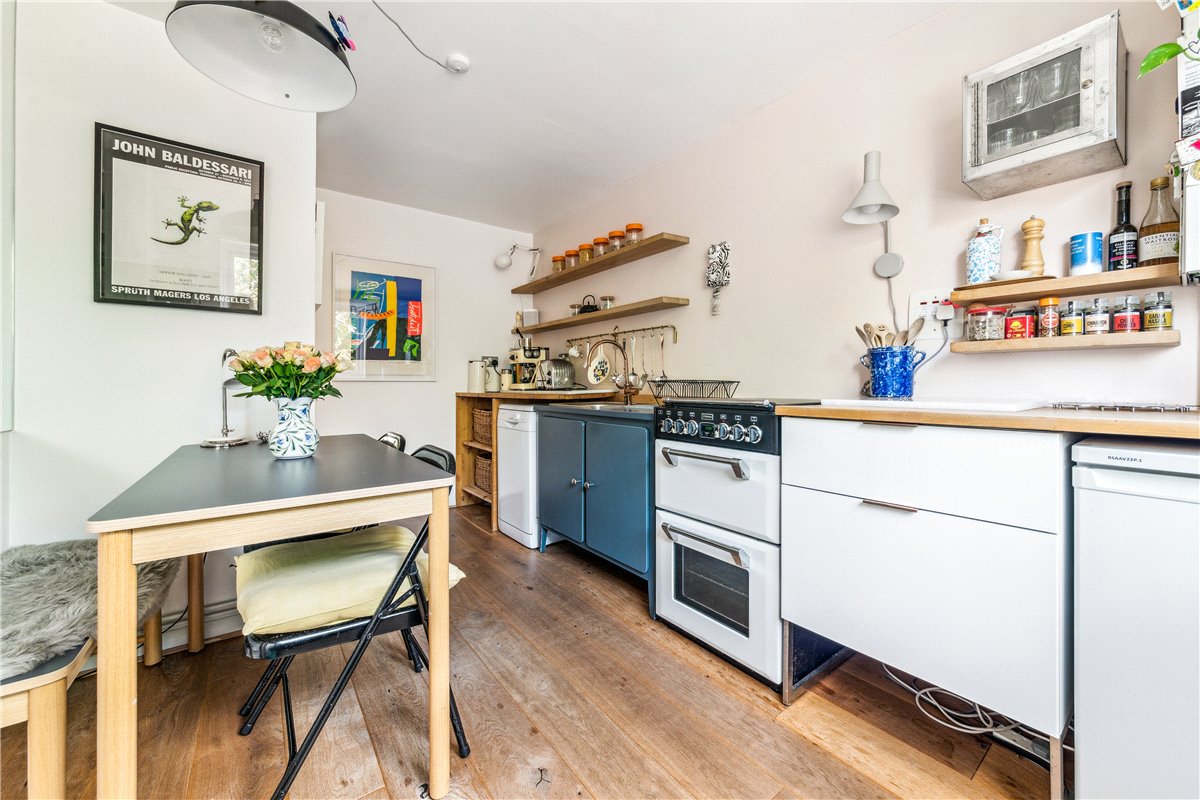 3 bedroom House, Singleton Close, London, SW17 - Sold STC, Image 3