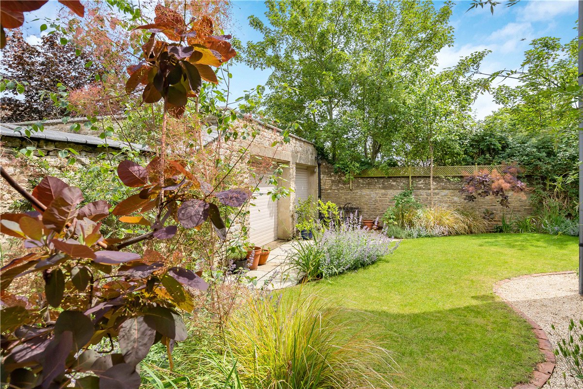 4 bedroom House, High Street, Islip, OX5 - Available, Image 18