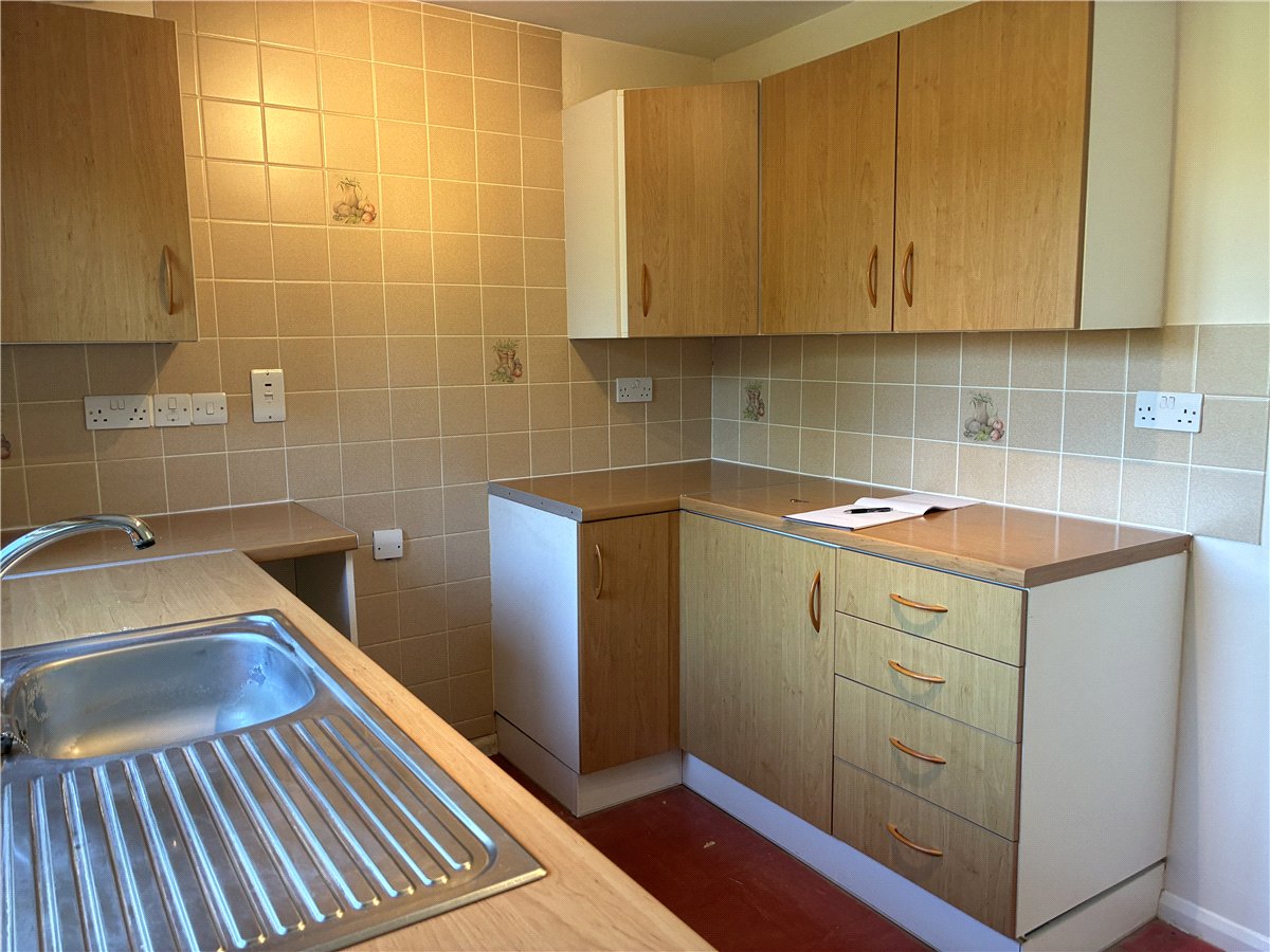 2 bedroom Bungalow, The Beeches, Winterbourne Monkton, SN4 - Available, Image 9