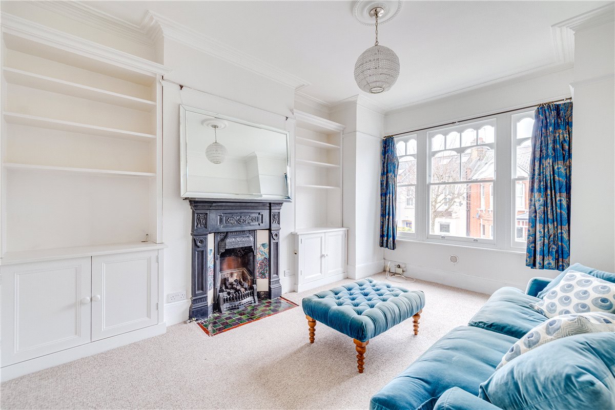 2 bedroom Maisonette, Heythorp Street, London, SW18 - Sold