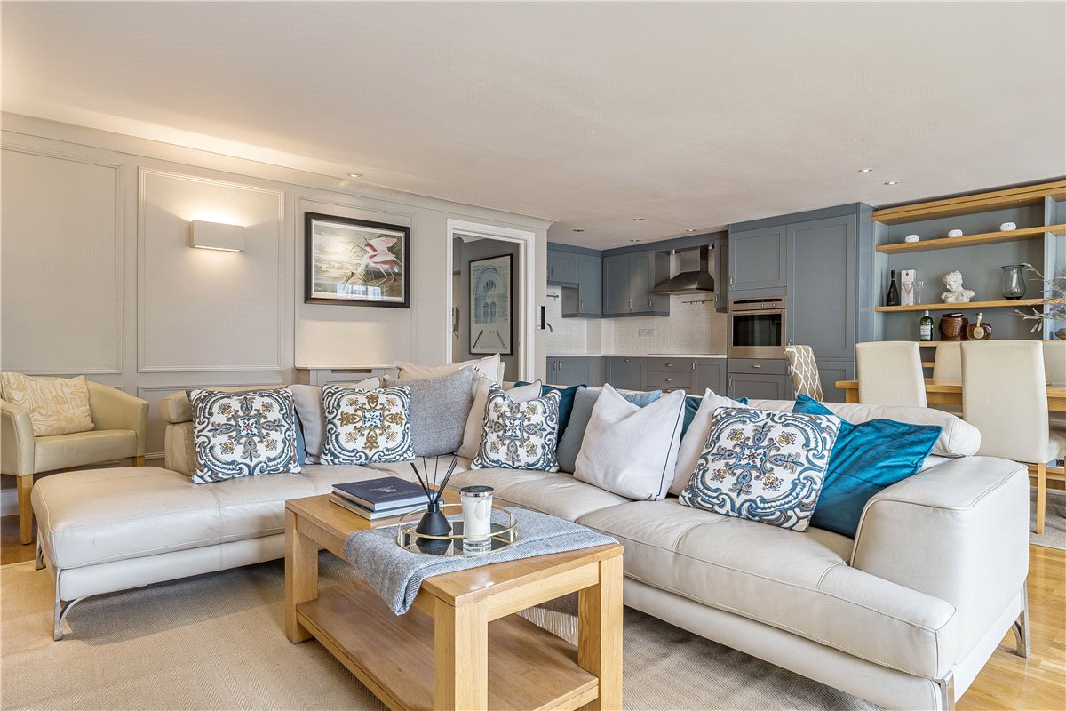 2 bedroom Flat, Victoria Bridge Road, Bath, BA1 - Sold, Image 5